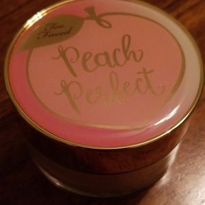 Too Faced peach perfect translucent setting powder